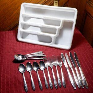 ~~~ KOBE ~~~ 16 Pc Cutlery / Stainless PLUS Cutlery Tray